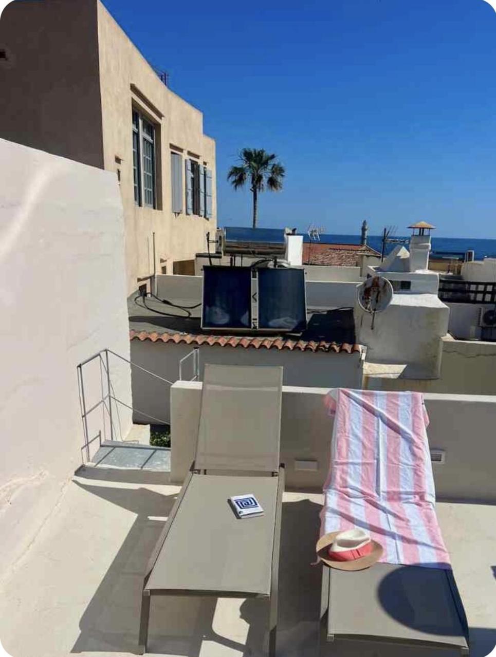 Villa Filoi Rooftop Boutique House,5pax *